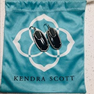 Kendra Scott Elle earrings with silver druzy stone